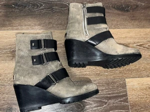 Sorel Women’s After Hours Strappy Wedge Boots Gray Black Size 7 Side Zip Heel - Bild 1 von 5