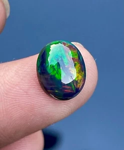 Cabochon opale nero multi fuoco naturale etiope 3,5 ct pietra preziosa sfusa certificata - Foto 1 di 6