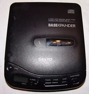 Reproductor de CD Sanyo BassXpander modelo CDP-31 portátil personal - Imagen 1 de 6