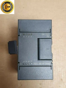 Siemens S7 200 EM 221 ( 6ES7 221-1BF20-0XA0 / 6ES7221-1BF20-0XA0 ) - Imagen 1 de 2