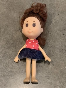"Muñeca de moda para niña marca Moose juguete morena 5,5""" - Imagen 1 de 4