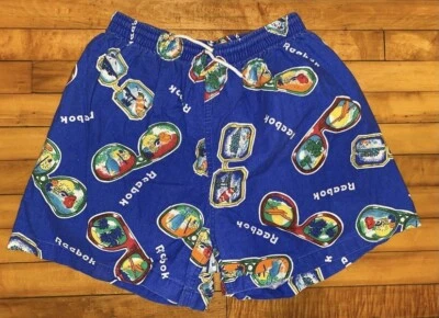 Pantalones cortos Reebok vintage años 80 con estampado integral. Talla grande. AOP. Foto 1 de 4