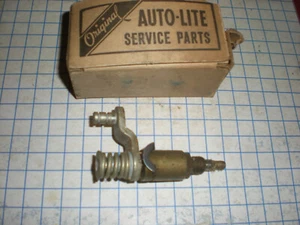  Chrysler /DeSoto / Dodge Driver Side Wiper Pivot  Autolite EW1089B  OEM 837979 - Bild 1 von 1
