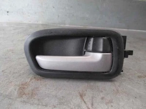 8311065J10 POIGNEE INTERIEURE AVANT DROITE / 3064710 POUR SUZUKI GRAND VITARA JB - Imagen 1 de 10