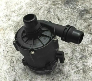 POMPA ELETTRICA REFRIGERANTE BMW SERIE 5 G30 2.0 HYBRID, COD : 0392024063 BOSCH - Foto 1 di 3