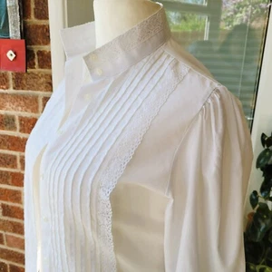 Vintage 80's St Michael Fine Cotton Blend Lace Feature Shirt White UK 12-14 - Picture 1 of 16