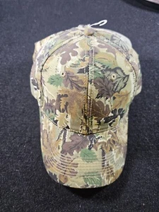 Kids Camo Hats - Picture 1 of 4