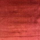 Spalona czerwona resztka tkaniny obiciowej 1,9 m x 1,38 m