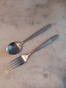 United Airlines Spoon & Fork (638) - Picture 1 of 3