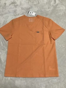 Figs Men's Chisec Scrub Top V-Neck Shirt in Clay S - Picture 1 of 9