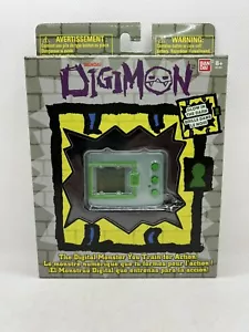 Bandai Digimon X Tamagotchi Virtual Monster Pet Handheld Original Glow in Dark - Picture 1 of 7