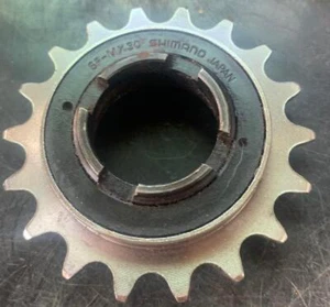 Shimano 18 tooth Freewheel Old School BMX Bike SF-MX30 for 1/8 & 3/32 Chain - Picture 1 of 2