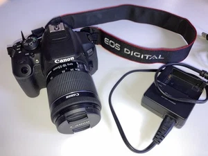 Canon EOS 400D Digital Camera - Picture 1 of 7