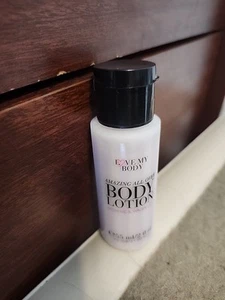 Victoria's Secret-Amazing All Over gelsomino e ninfea lozione corpo 2 fl oz - Foto 1 di 2