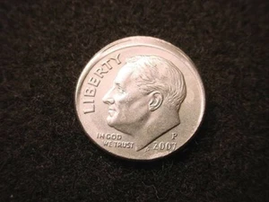 2007-P ROOSEVELT DIME 8% OFF CENTER MINT COIN ERROR DIME!! #159 - Picture 1 of 2