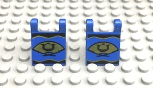 Lego Castillo Minifigura 2/BANDERAS AZULES Con Patrón Abanico Negro/Dorado Juego Ninja 6098 - Imagen 1 de 1