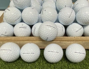 24 Titleist Pro V1 Mint Condition Used Golf Balls 5A Grade AAAAA - Picture 1 of 4