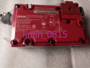 1Pcs Used SUNX security door lock switch TZMW/SX/SD-M 24VDC - Picture 1 of 2