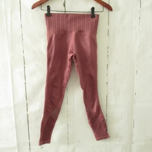 Athleta Leggings XS High Rise Mesh Cut Out Mauve Pink Crop Capri - Picture 1 of 4