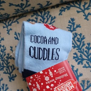 Christmas Holiday Socks Ladies/Girls Size 4-10 Merry Moments 2 Pair NWT CUTE - Picture 1 of 5