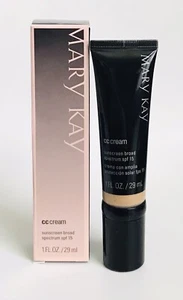 New In Box Mary Kay CC Cream Sunscreen Broad Spectrum SPF 15 Medium to Deep - Picture 1 of 2
