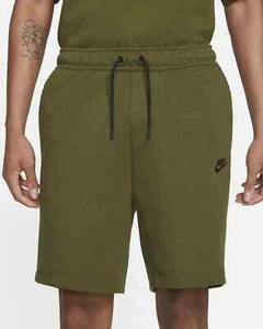 🔥 NIke Sportswear Tech Fleece Shorts ~ Men's Size M Medium ~ CU4503-326 🔥 - Picture 1 of 8