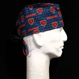 Chicago Bears kleines Logo Allover auf marineblauem Motiv Scrub Hat - Bild 1 von 1
