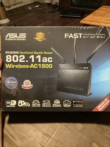 ASUS RT-AC68U Wireless-AC1900 Dual-Band Gigabit Router NEW - Afbeelding 1 van 8