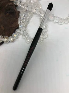 Victoria's Secret Eye Shadow Brush - New - 100% Authentic - Picture 1 of 7