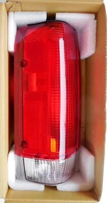 Ford Truck Bronco F150 F250 F350 Tail Light Lens Assembly 1987-1990 Styleside - Image 1 of 4