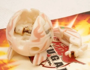 De colección Bakugan B1 Blanco Perla Skystorm ROTO - COMO ESTÁ - NO SE ABRE - Imagen 1 de 2