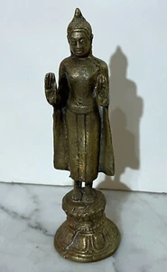 VINTAGE THAILAND THAI BRASS BUDDHIST STATUE OF A STANDING BUDDHA FIGURE - Picture 1 of 8