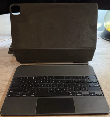 Apple - Magic Keyboard for iPad Air 13" (M2 M3) - Black - Image 1 of 4