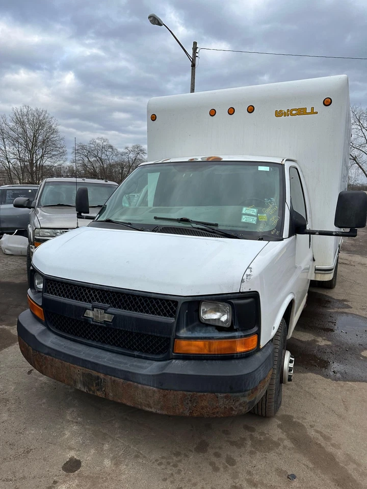 Chevy Express 3500 2003-2006 aire acondicionado compresor aire acondicionado 6,0 L Foto 1 de 4