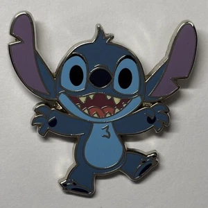 Disney Pin Stitch Cutie Happy Lilo & Stitch Starter Set 2024 - Picture 1 of 1