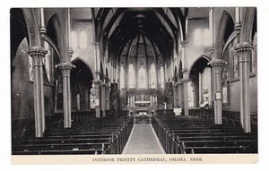 c1910 OMAHA NEBRASKA TRINITY CATHOLIC CATHEDRAL INTERIOR VINTAGE B&W POSTCARD NE - Picture 1 of 2
