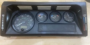 LAND ROVER DEFENDER TD5 SPEEDO INSTRUMENT CLUSTER YAC113530 - Picture 1 of 8