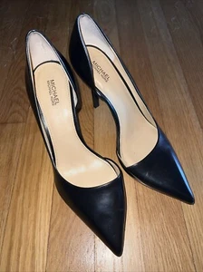 Michael Kors Women's Size 8 Leather Black Open Arch Gold Signature Heel Plate - Picture 1 of 17