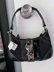 Coach Signature Hampton Hobo Shoulder Bag Purse Black Jacquard Python Patent NWT - Picture 1 of 6