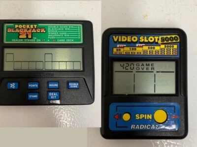 Vtg Radica Pocket Handheld Games Blackjack 21 Card Game Video Slot 5000-Working - Image 1 of 3
