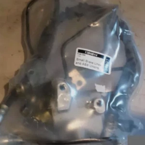 34891 YAMAHA FJR1300 2008 SMALL BRAKE LINES AND ABS UNION - Picture 1 of 2