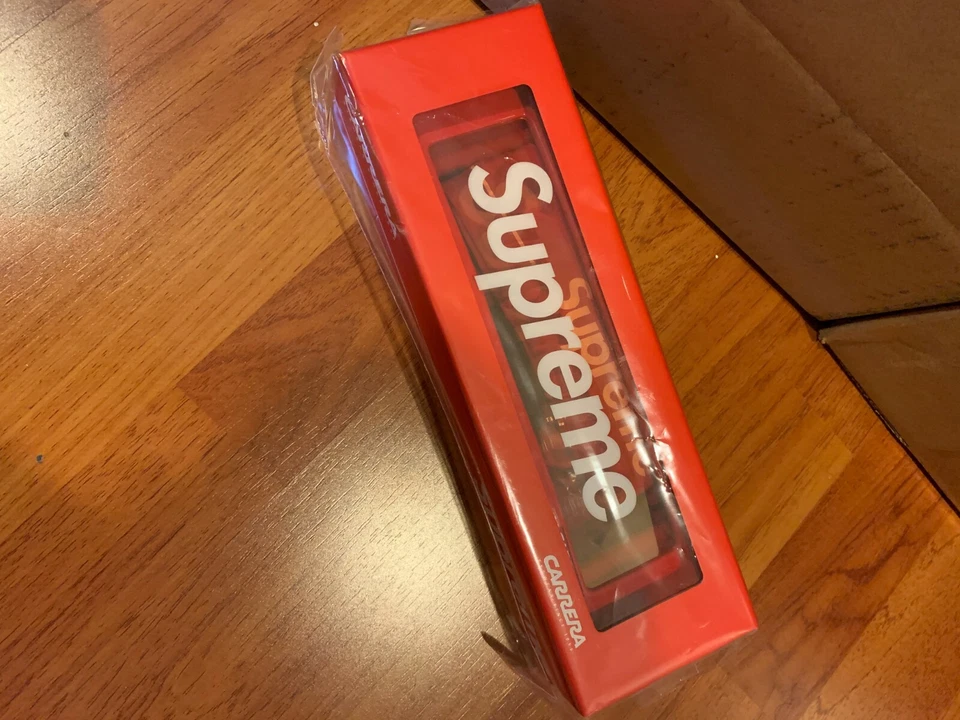 [Unopened] Supreme Carrera overtop goggles RED (FW21) [Brand New] - Image 1 of 1