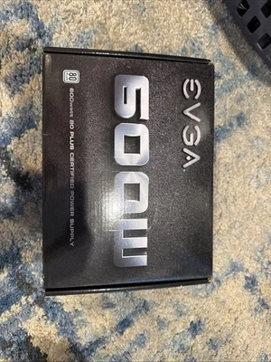 Fuente de alimentación certificada EVGA 600W 80 Plus (100-W1-0600-K1) Foto 1 de 3