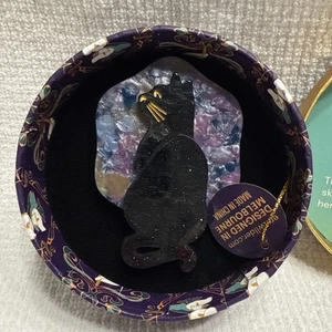 Erstwilder Le Chat Miaule Black Cat Brooch- La Belle Époque Collection'23 - Picture 1 of 9