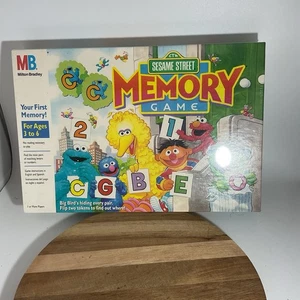 Sesame Street Memory Game Preschool Kindergarten Milton Bradley Vintage 1991 - Picture 1 of 9