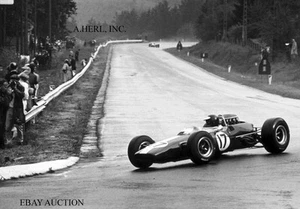 Lotus 33 Jim Clark 1965 Spa Franchorchamps Belgian Grand Prix photo photograph - Picture 1 of 1