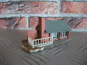 A379 Faller N 1:160 EINFAMILIENHAUS MIT PERGOLA Rarität gebaut - Bild 1 von 3