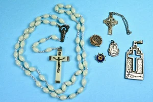 Religious (Christian) Pins, Rosary, Misc. - Picture 1 of 12