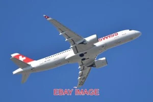 PHOTO AEROPLANE AIRBUS A220-300 'HB-JCQ' SWISS INTERNATIONAL AIR LINES C/N 5504 - Picture 1 of 1
