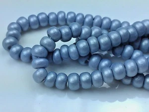 Cuentas de semillas de vidrio checo tamaño 6/0 "perla plata mate" hebras - Imagen 1 de 2